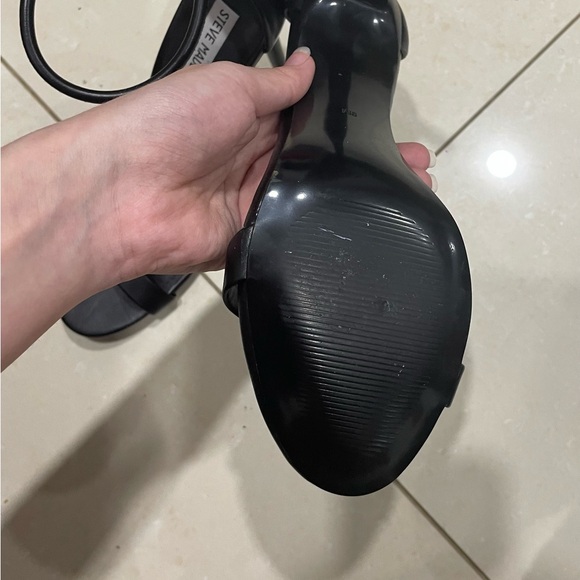 Steve Madden heels - Picture 3 of 5